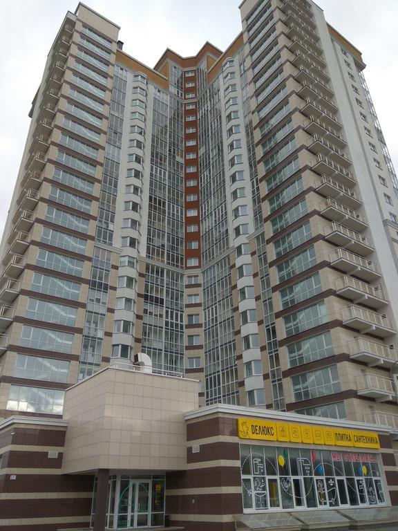 Apartment Na Maiakovskogo Минск Екстериор снимка